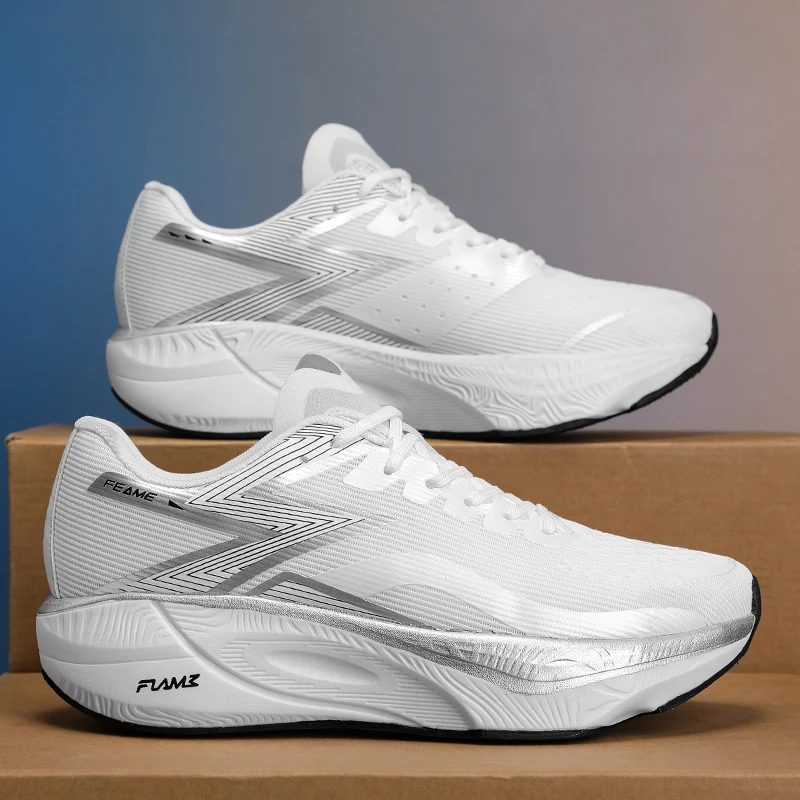 

Fashionable men's and women's outdoor sports running shoes, comfortable and breathable casual sports shoes, white large size