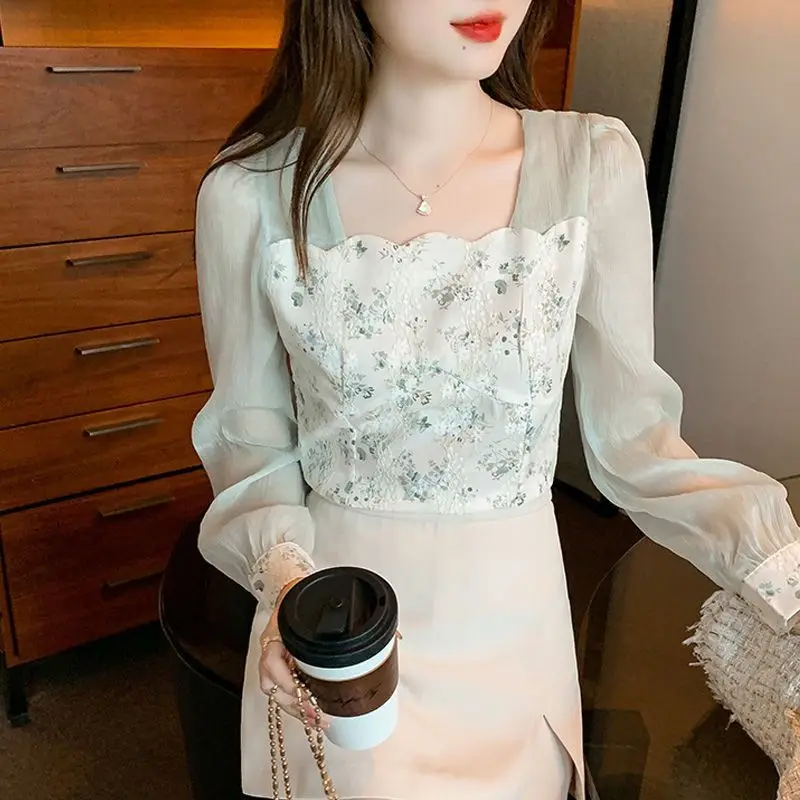 Lace Patchwork Chiffon Shirt for Women in Spring 2024 New Small Fresh Sweet Square Neck Chic Floral Top Small Shirt