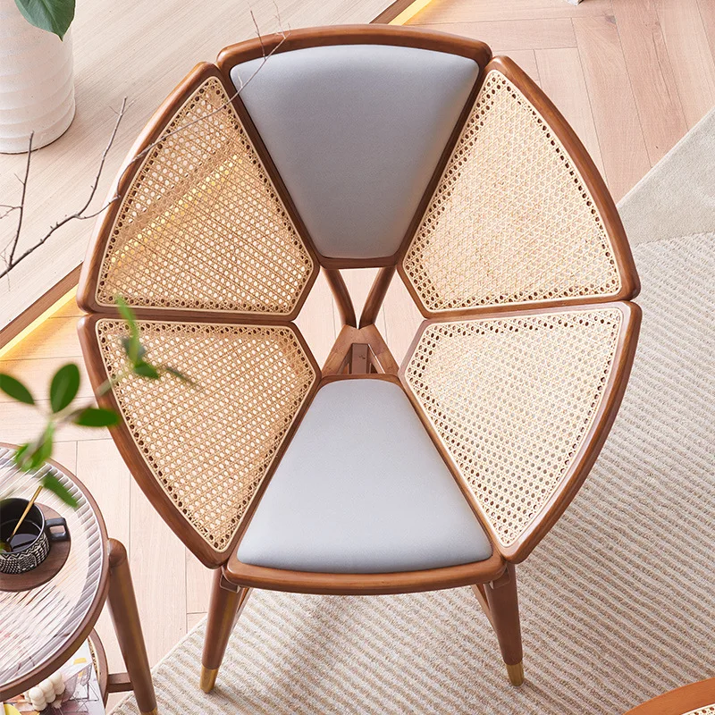 Poltrona divano in legno retrò compatta, versatile e personalizzabile