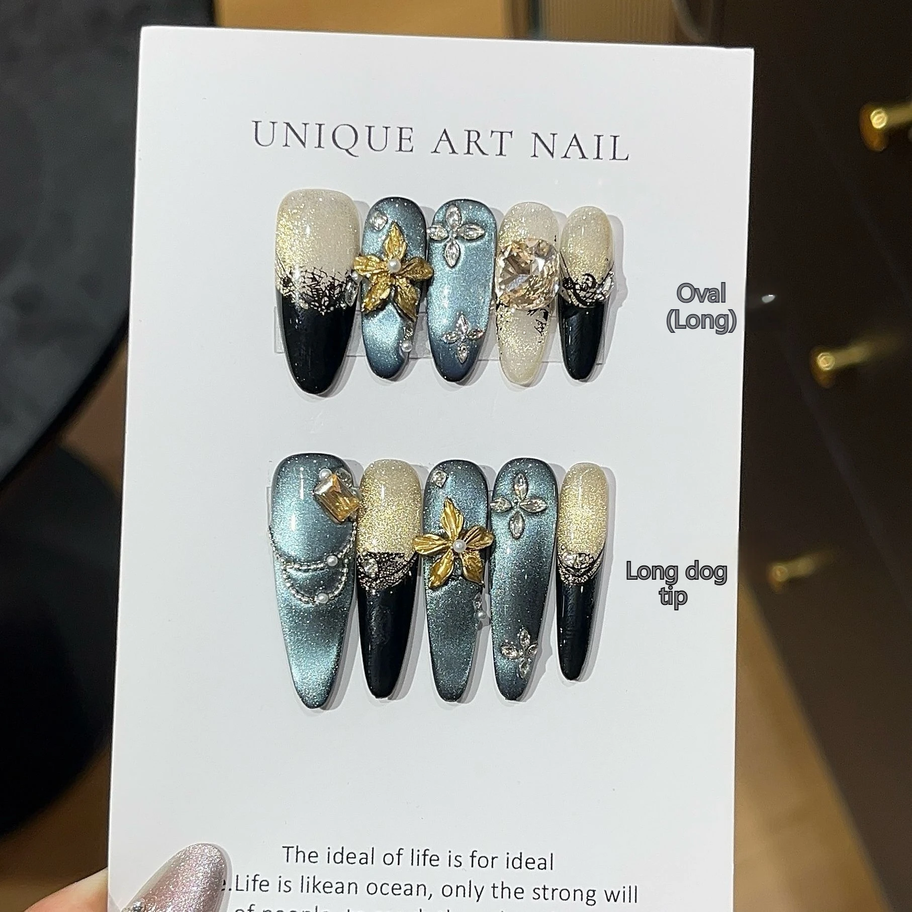 

High-end Retro Hokkaido Souvenir Press-on Nails - Gilded Carved Blue Cat Eye, Black French Tip Crushed Diamonds Manicure