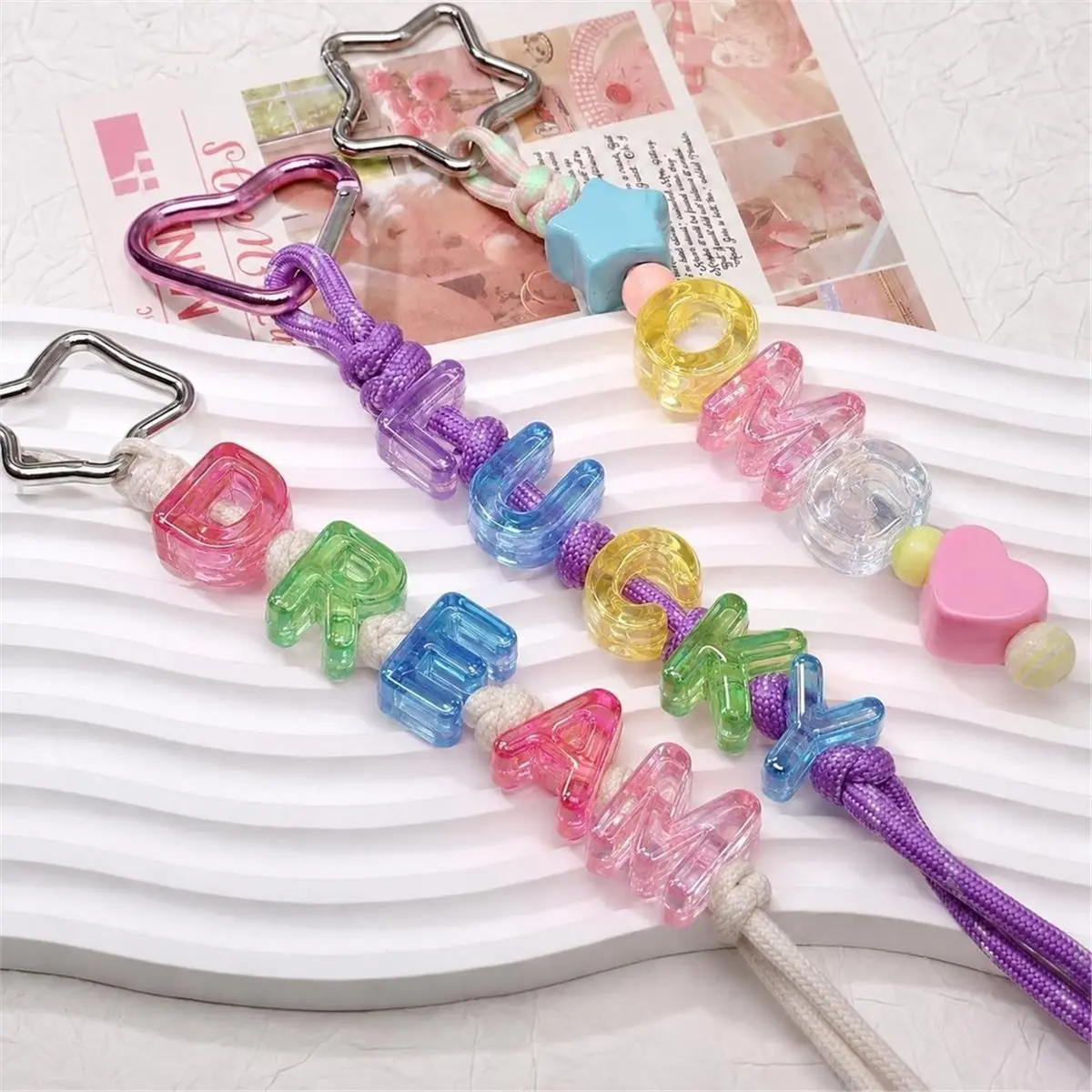 52PCS A-Z Letter Beads Horizontal Hole Acrylic DIY Alphabet BagCharm,Ideal for Bracelets,Keychains,Bag Charms Making DIY