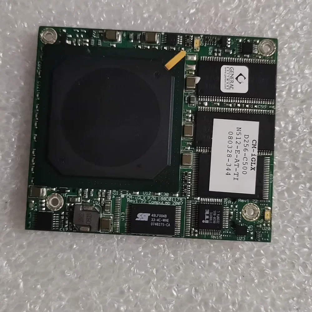 

CM-iGLX REV. 1.22 Embedded Computer Module D256-C500 N512-E-AT-T1 080328-344
