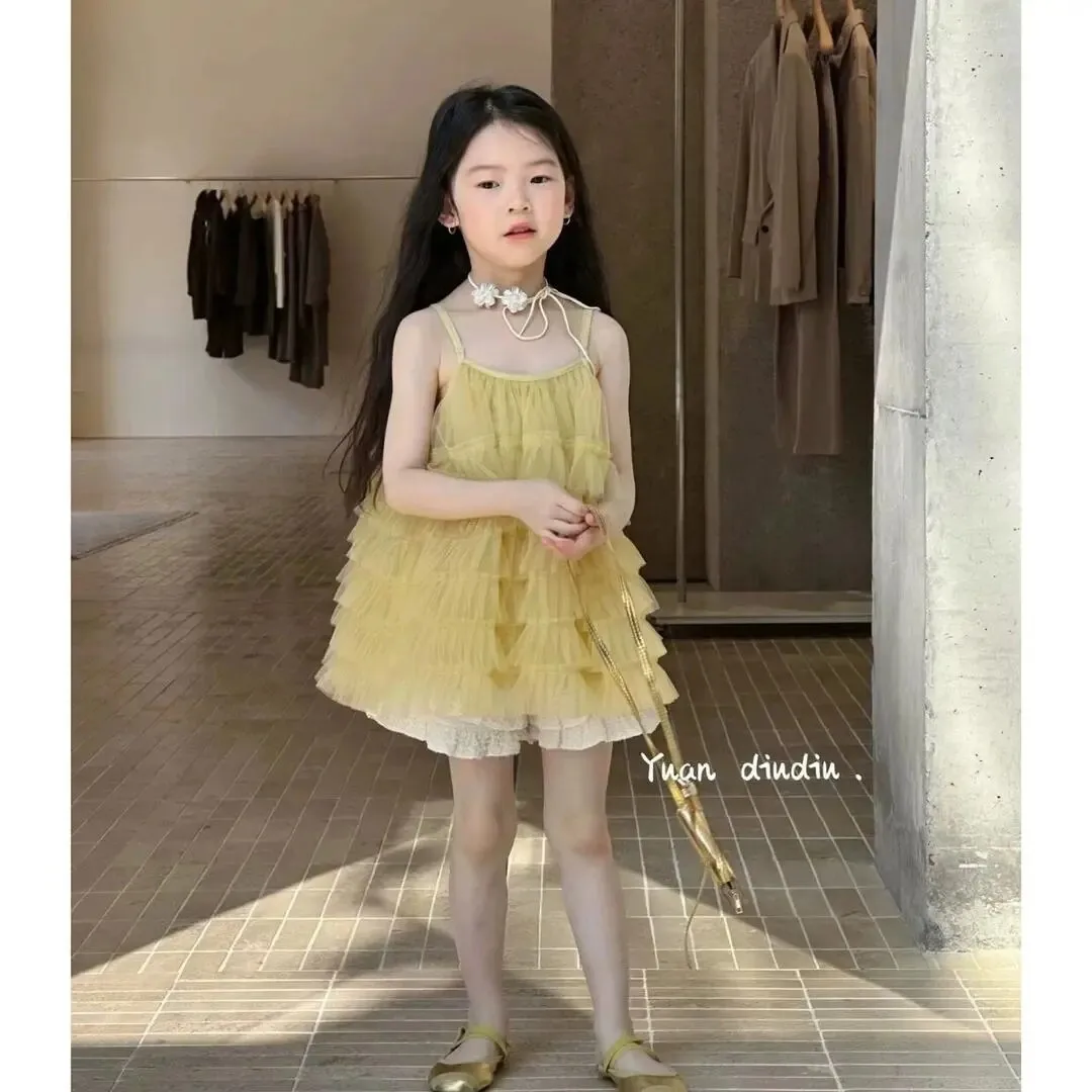 

Girls Set Summer 2026 New Sweet Set Cake Strap Top Bubble Shorts Puff Skirt Beach Vacation Style Two Piece Set