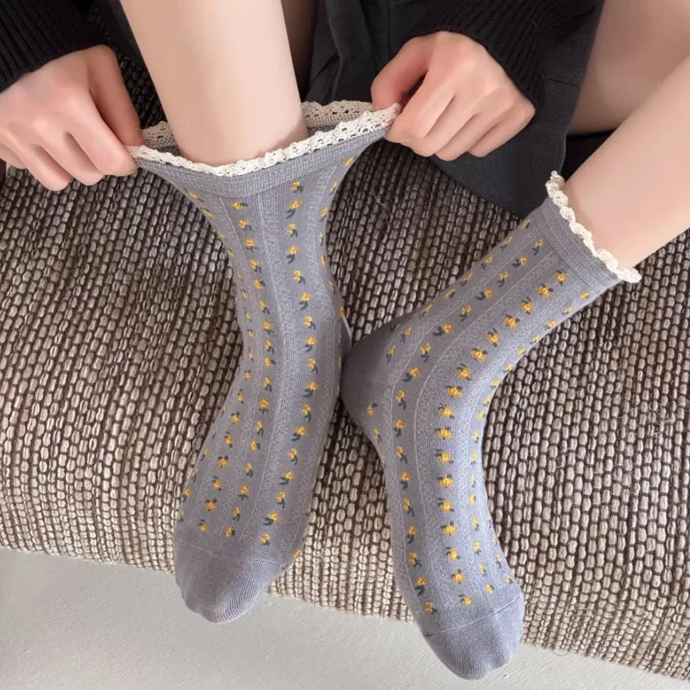 5 Paar süße süße florale Spitzenrand-Damensocken im japanischen Stil, modisch, lang, Herbst-Winter-Streetwear, Happy Socken Damen – Detail 3