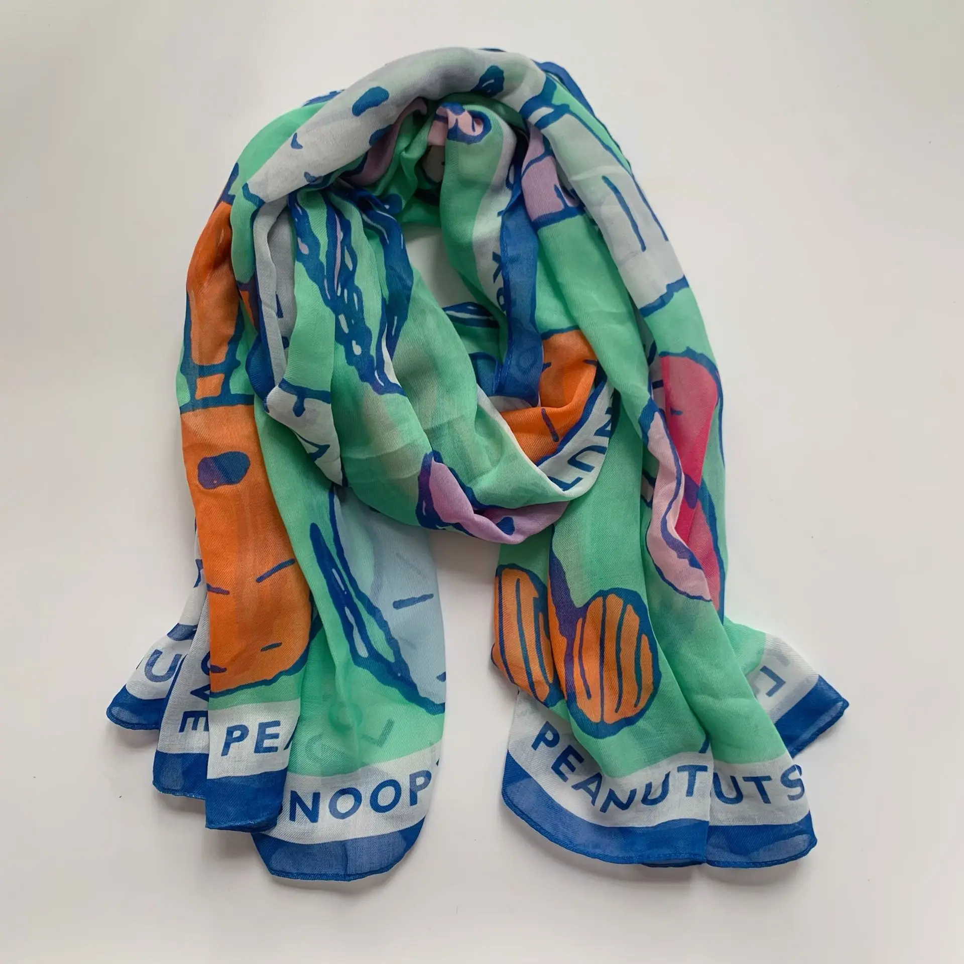 Miniso lindo primavera y verano nuevo chal bufanda de dibujos animados Snoopy