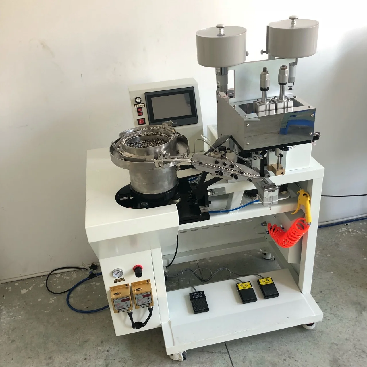 Automatic Pearl Beading Stringing Attaching Fixing Riveting Setting Machine for Dresses Bag Shoe Hat Clothes