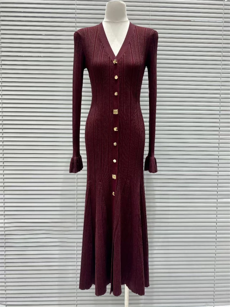 New 2024 Autumn Women Slim Fit Knit Long Dress V-Neck Buttons A-Line Elegant Chic Beautiful Lady Stunning Lit Sexy Cool Fashion