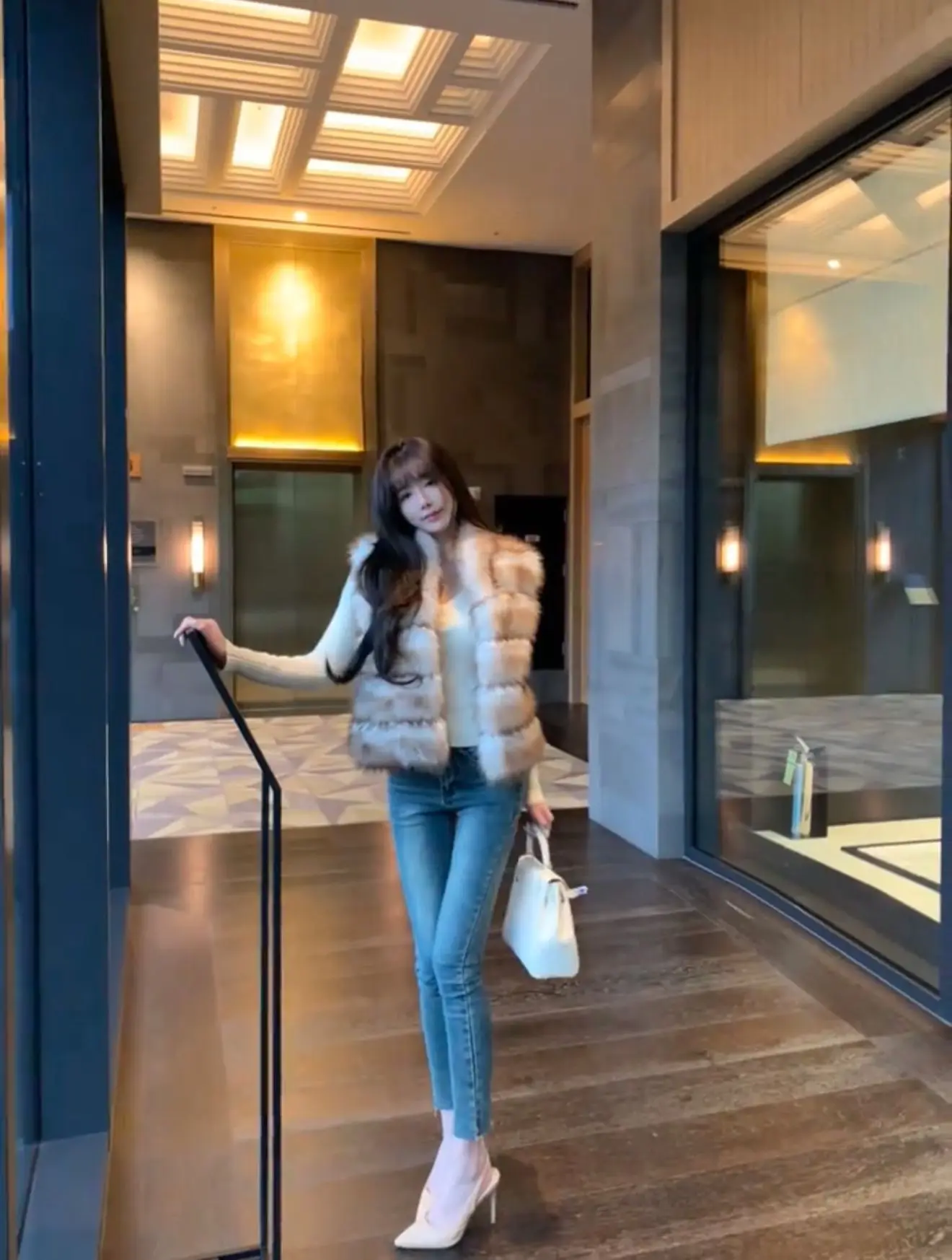 

High Waist Cotton Stretch Denim Pure Desire Sexy Skinny Jeans with Butt Enhancing Pads Waterdrop ape Women's Premium Jeans