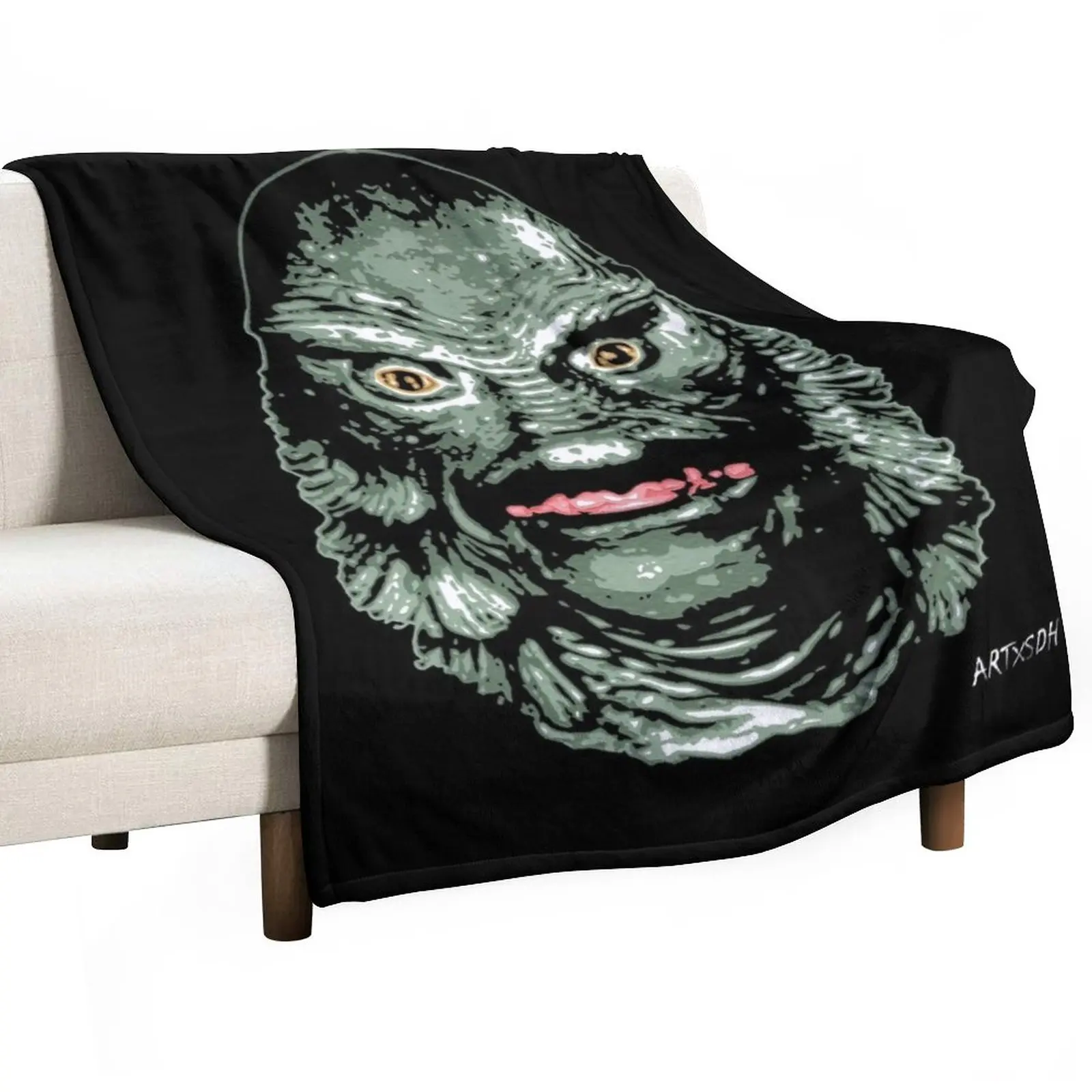 

The Creature from the Black Lagoon (Color) Throw Blanket Summer Bedding Blankets Bed covers Tourist Blanket