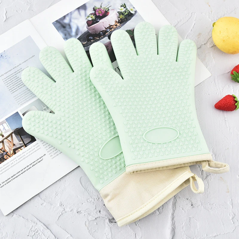 1 Pair BBQ Gloves Silicone Heat-Resistant Glove Kitchen Microwave Oven Mitts Fireproof And Non-Slip Barbecue Gloves