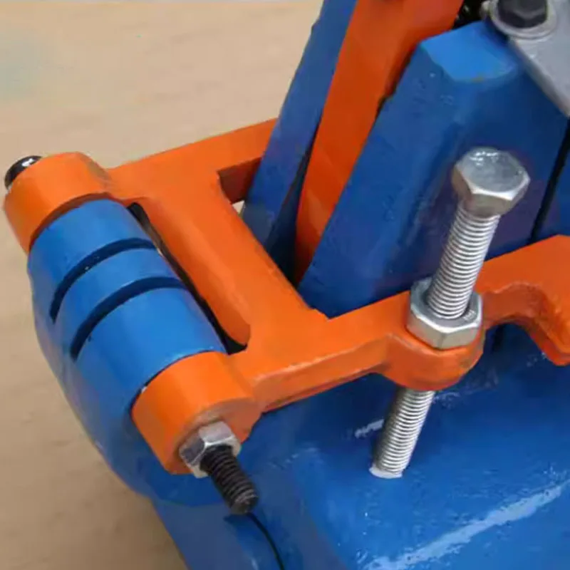 Woodworking Machinery Circuit Breaker Cutting Machine Saw Pliers Gear Breaking Machine splitter saw bladesaw blade puller