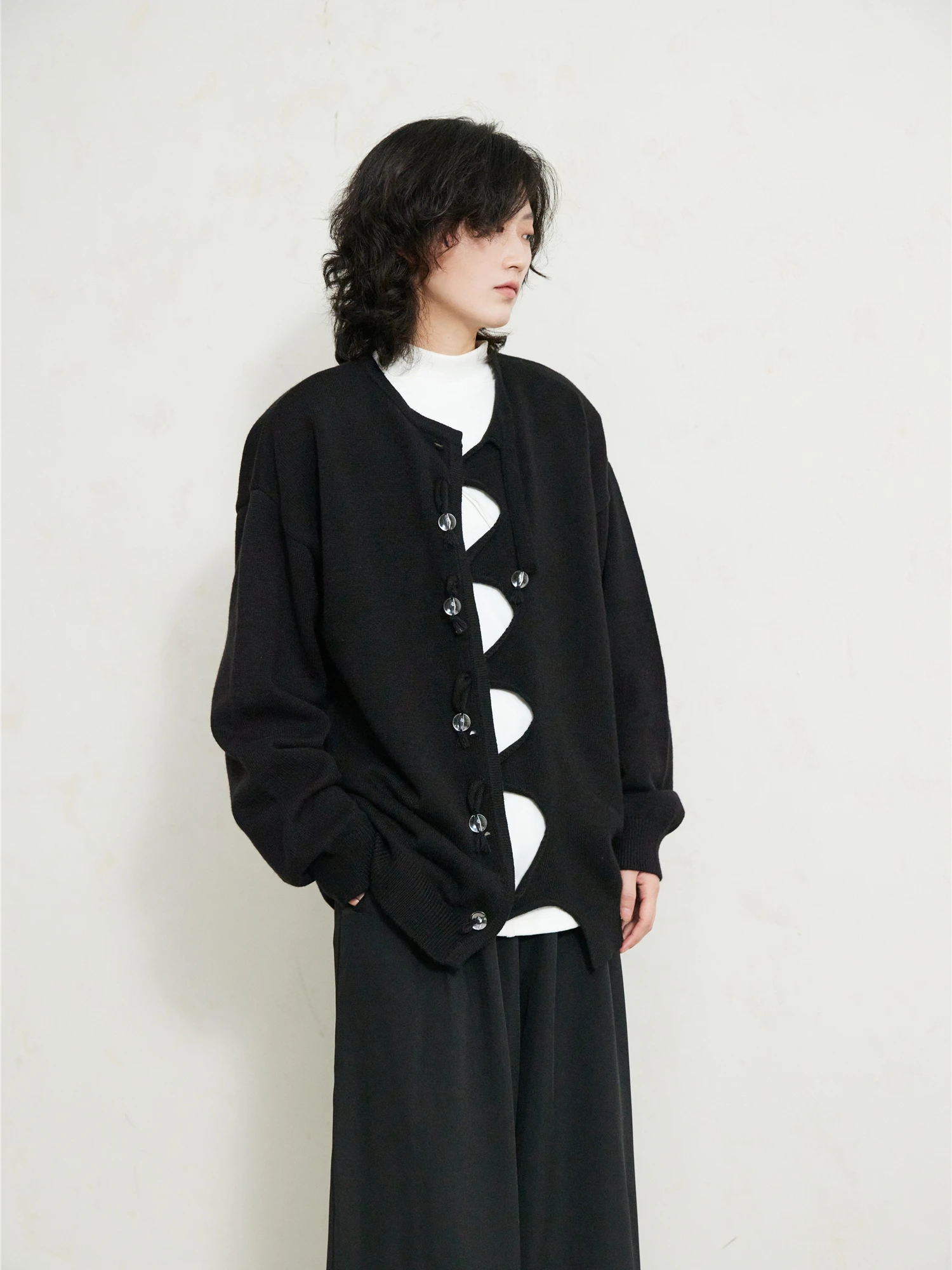 

Black Knitted Open Cardigan with Bead Buttons Hollow out Design Non-Conformist Style Women's Sweater Outerwear SUNYVONNE