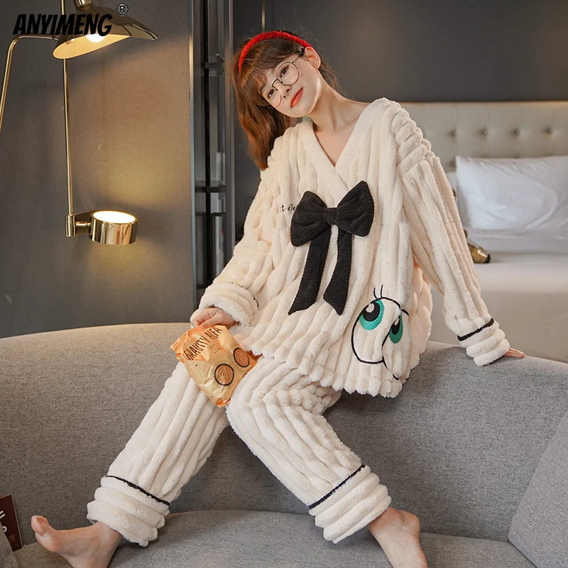 

Elegant Lady Velvet Pajamas Set Winter Jacquard Sleepwear for Woman Fashion Princess Style Petit Chic Thick Homesuits for Women