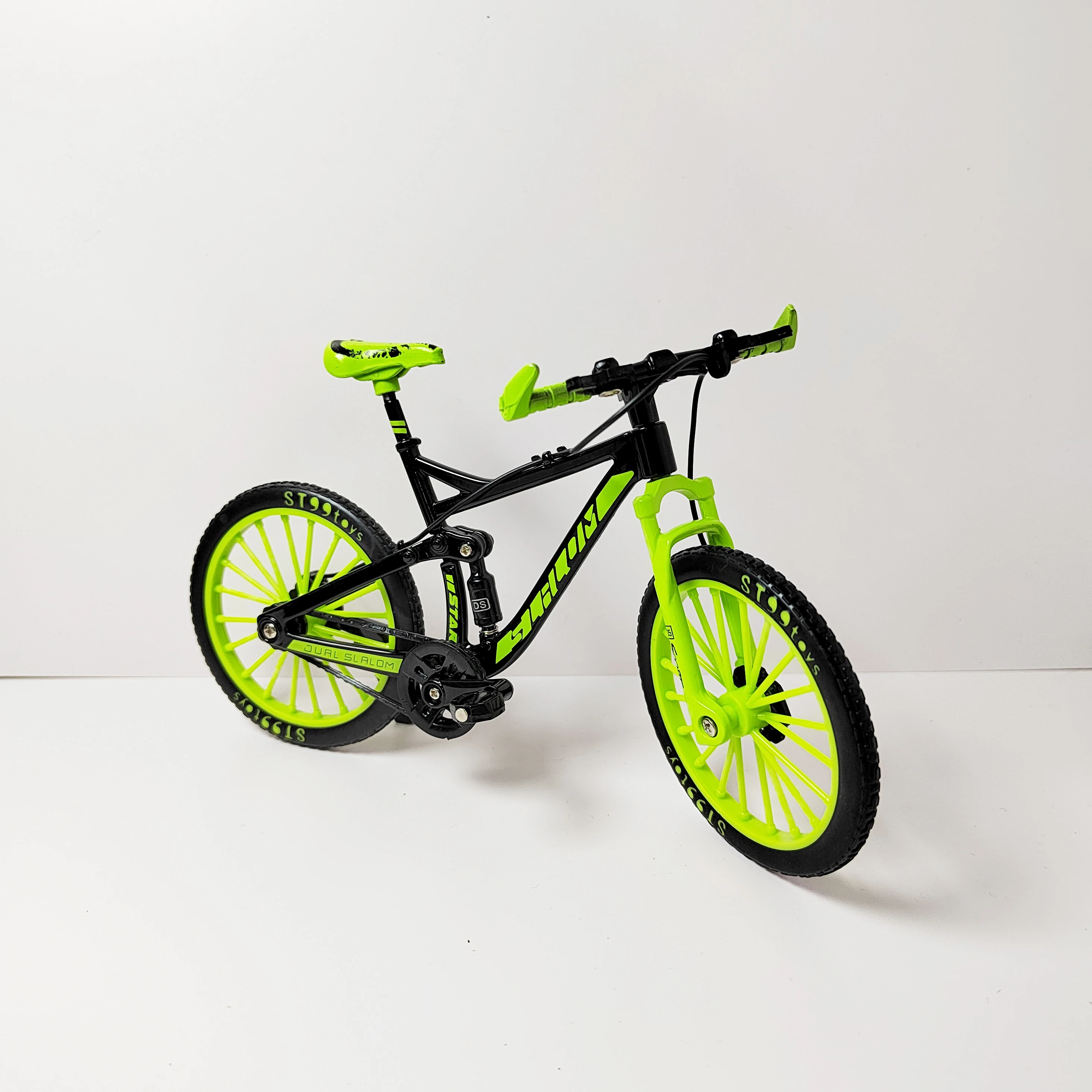 1:8 Colorful Mountain Bicycle Model Green Bike Diecast Alloy Finger Bicycle Ornament Collection Gift for Children Boy Toy