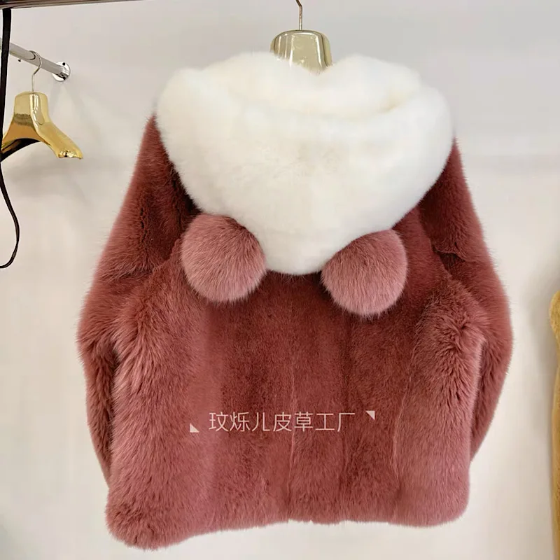 2023 New Real Featured Fox Fur Coats Women's Hooded with Lovely Eers Coat Simple Street Warm