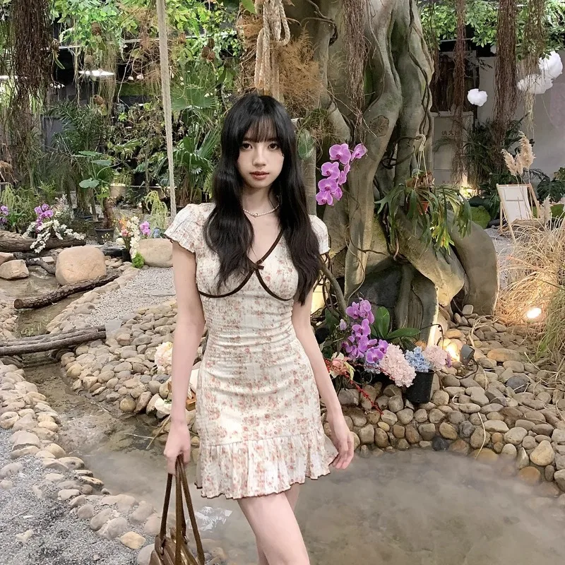 

Hot Girl Floral Short-sleeved Dress for Women's Summer V-neck Slim Fit A-line Short Dress Fashion Female Clothes