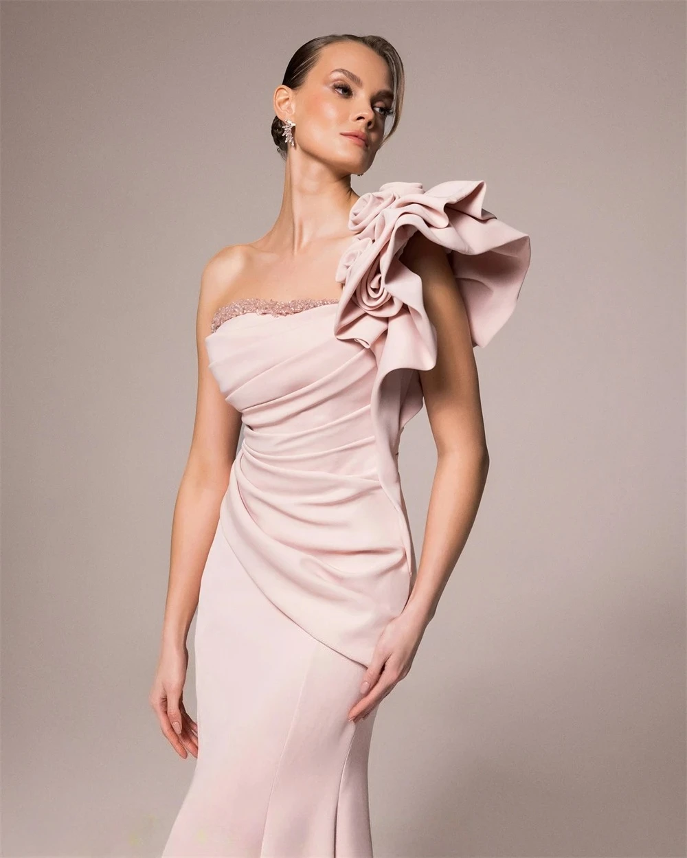 تخصيص حورية البحر رائعة الوردي جيرسي مساء اللباس أزياء واحد الكتف أكمام حزب اللباس حساسة المشاهير العباءات