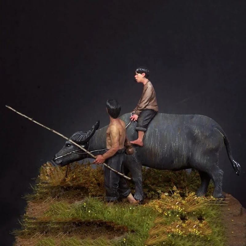 1/35 Scale Resin Figure Model Kit Vietnam Shepherd 2 People and Cattle GK Micro Scene Layout Unassembled and Unpainted DIY Toys