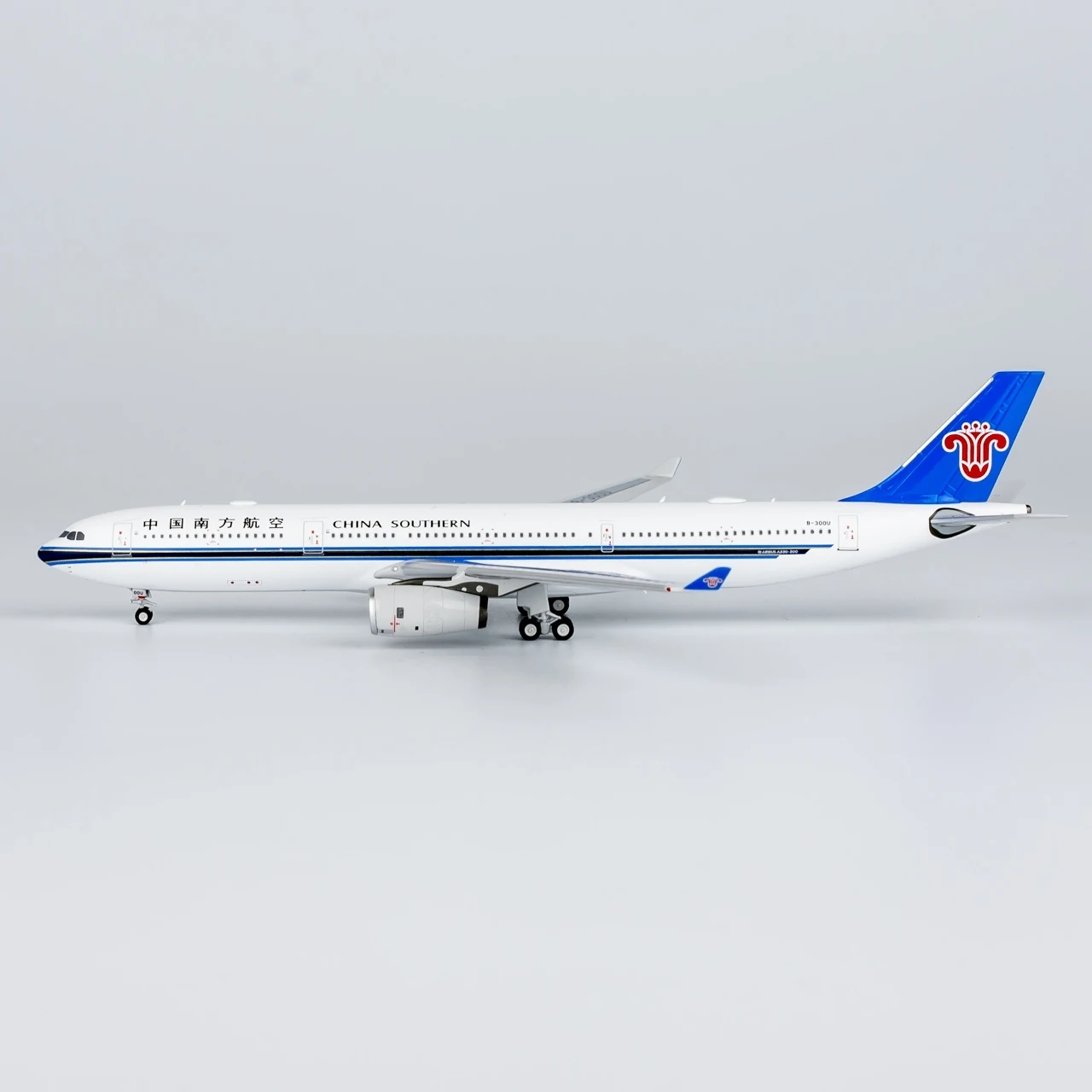 Avião Colecionável em Liga Metálica 62065, Presente Modelo NG 1:400 China Southern Airlines Airbus A330-300, Modelo de Jato Diecast B-300U