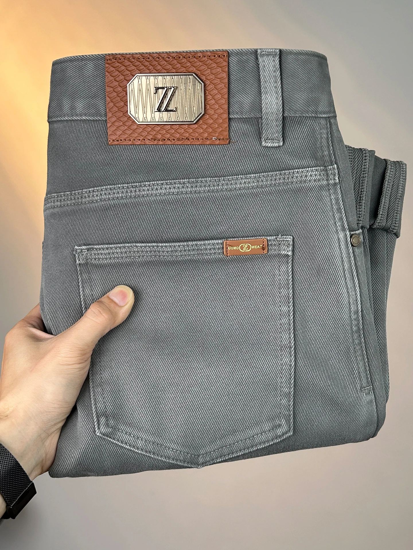 

Мужские джинсы из Гонконга: приталенные, прямые, из выстиранного денима, эластичные, повседневные, универсальные, удобные, из смесового хлопка