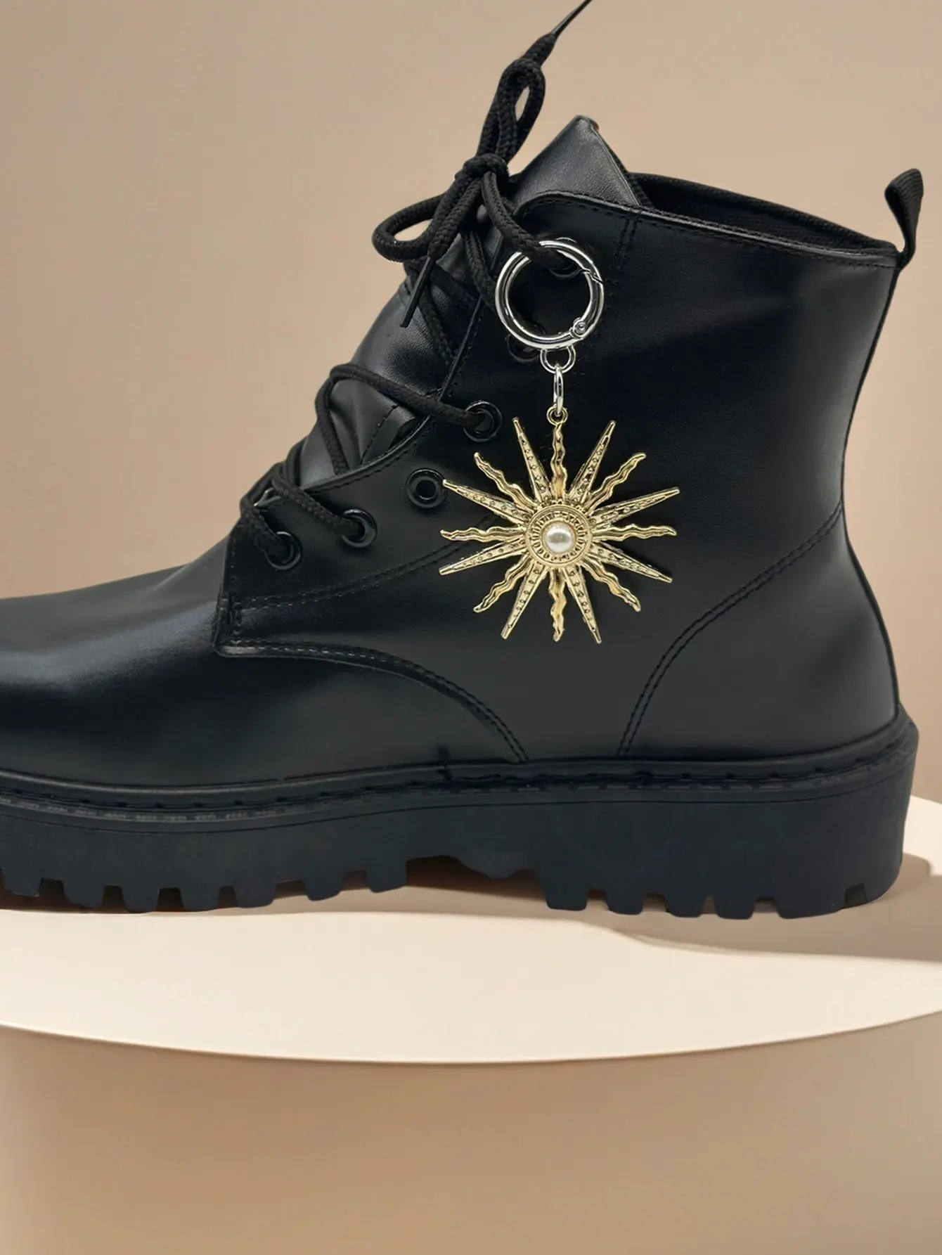 زوج واحد من زينة عباد الشمس من اللؤلؤ القوطي، يمكن استخدامه لتزيين الأحذية بنفسك، أبازيم الأحذية، أزياء الحفلات، للرجال والنساء P