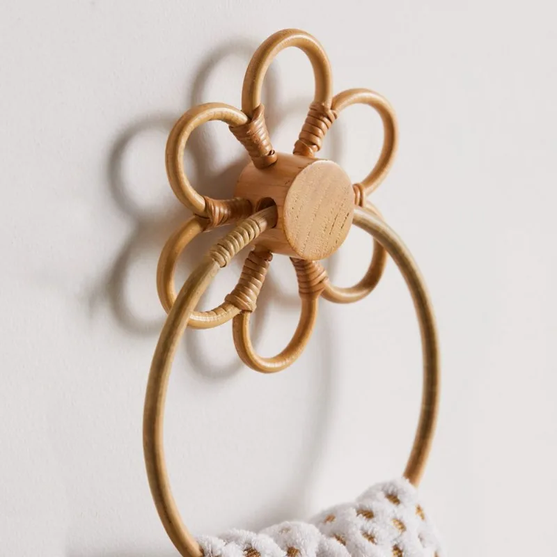 

Country Style Handmade Flower Rattan Towel Ring-Wall-Mounted Natural Bathroom Accessory Perfect Home Decor for Rustic Interiors