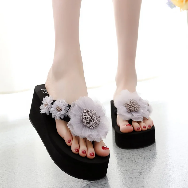 Slippers Vrouwen Zomer Platte Schoenen Vrouwelijke Glijbanen Hakken Muiltjes Rubber Slippers Pantofle Hoge Hawaiiaanse 2024 Bloemen Hoge Hakken Sho