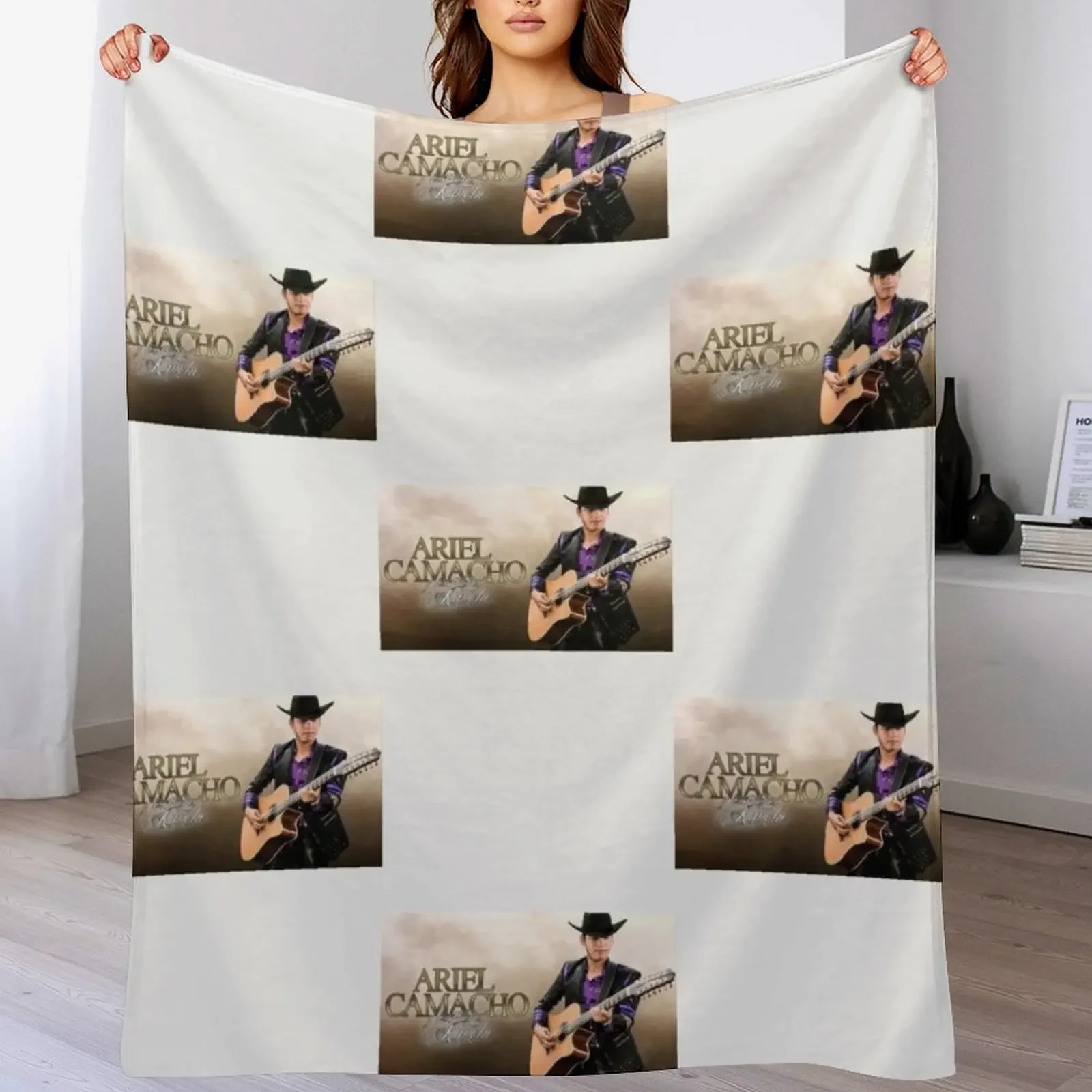 

Camacho Ariel Clasic Comfort Soft Crewneck Throw Blanket No Pilling Soft Warm Blanket for Bed