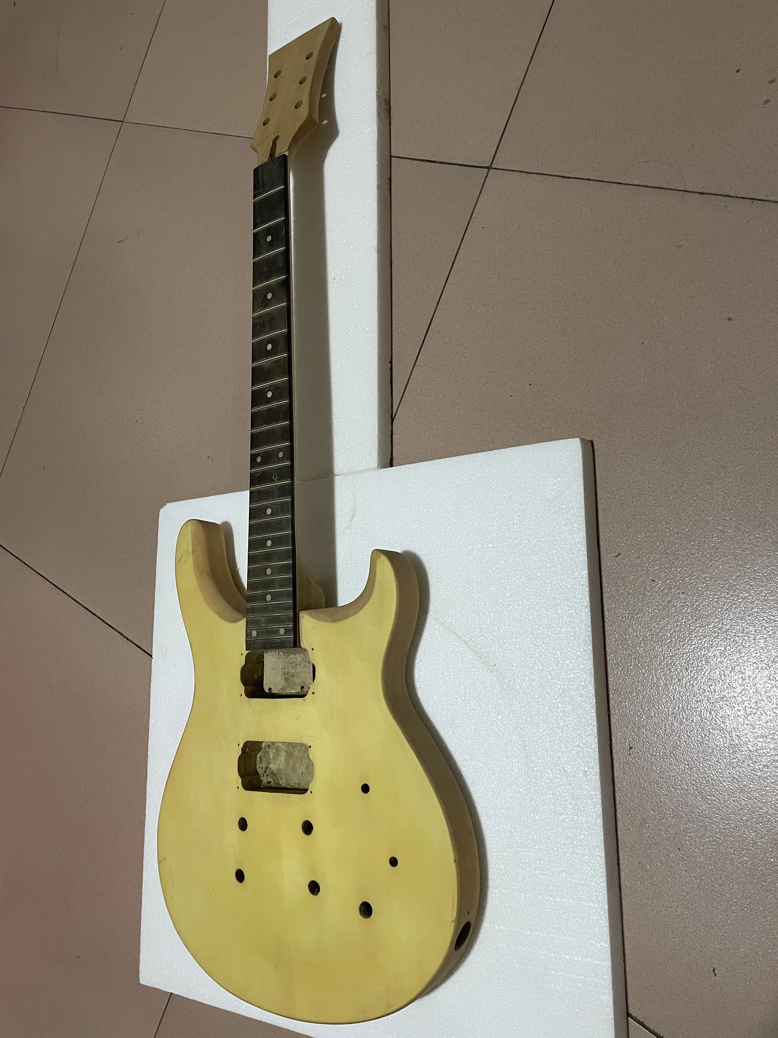 Unfinished Electric Guitar Kit, Neck and Body, Undyed Luthier DIY Parts, Semi-finished Guitar Kit, Essencial Color Only One