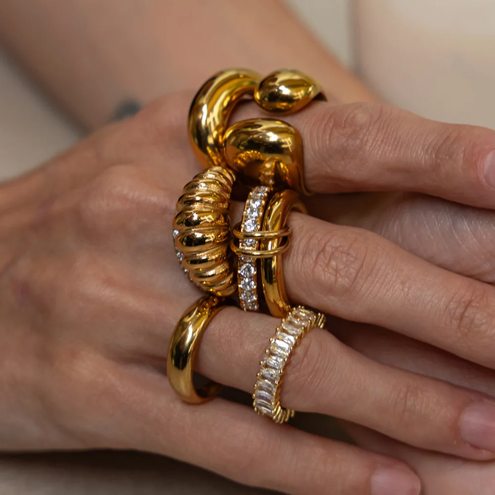 

PuRui Luxury 18K PVD Gold Plated Stainless Steel Rings for Women Bridal Shiny Zircon Stackable Open Ring Waterproof Jewelry Gift