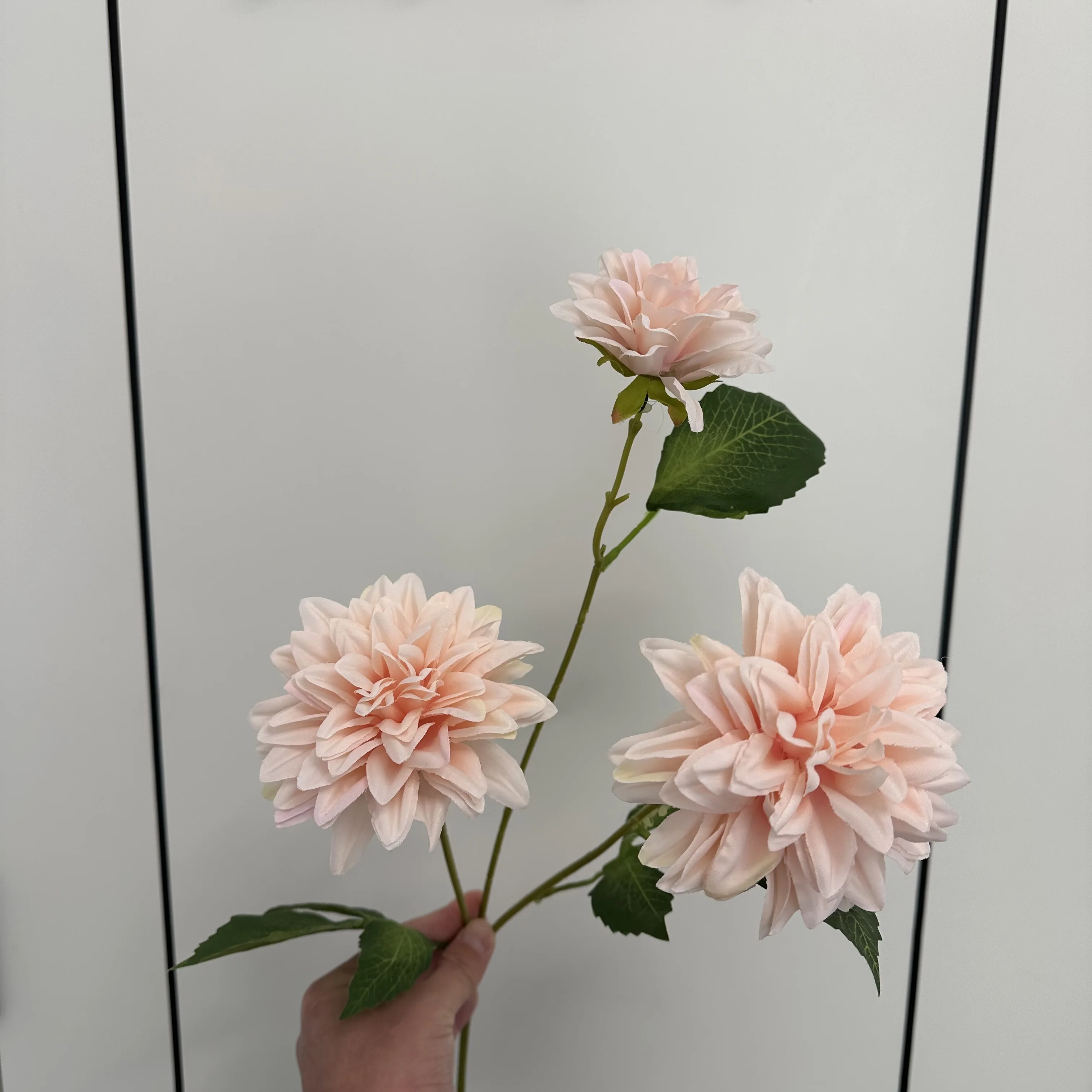 Realistische Seiden-Dadlias für Hochzeit, Party, Weihnachtskranz, Geburtstag, DIY, Zuhause, Büro, Vase, Dekoration, künstliche Blume – Detail 8