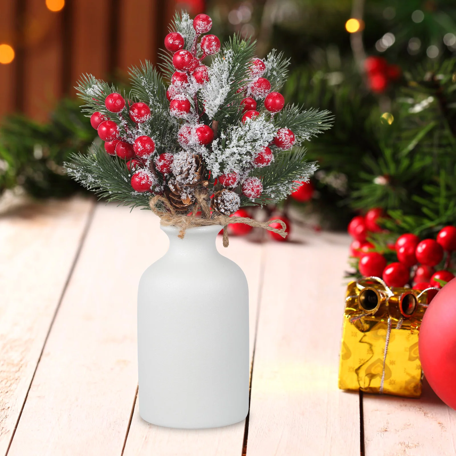 

6Pcs Christmas Artificial Berry Branch High Simulation Red Berry Pine Decorative Picks for Christmas Tree Wreaths DIY Party