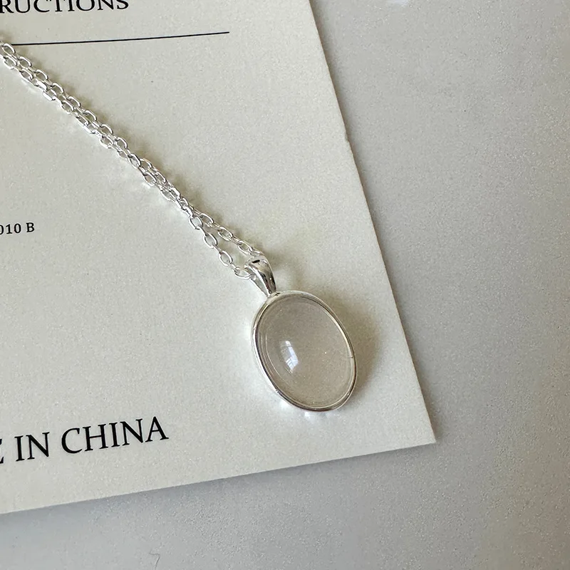 

925 Sterling Silver Oval White Jade Marrow Necklace for Women Minimalist Classic Elements Unique Natural Stone Lock Bone Chain