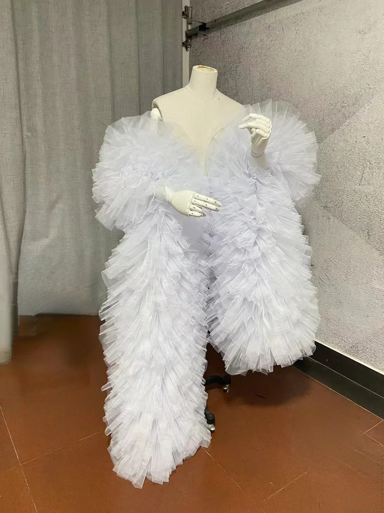 Fashion Stage ball party Club pluizige Ruffle edge tule boa's sjaal cape wraps tippet cappa opera cape bruiloft accessoire