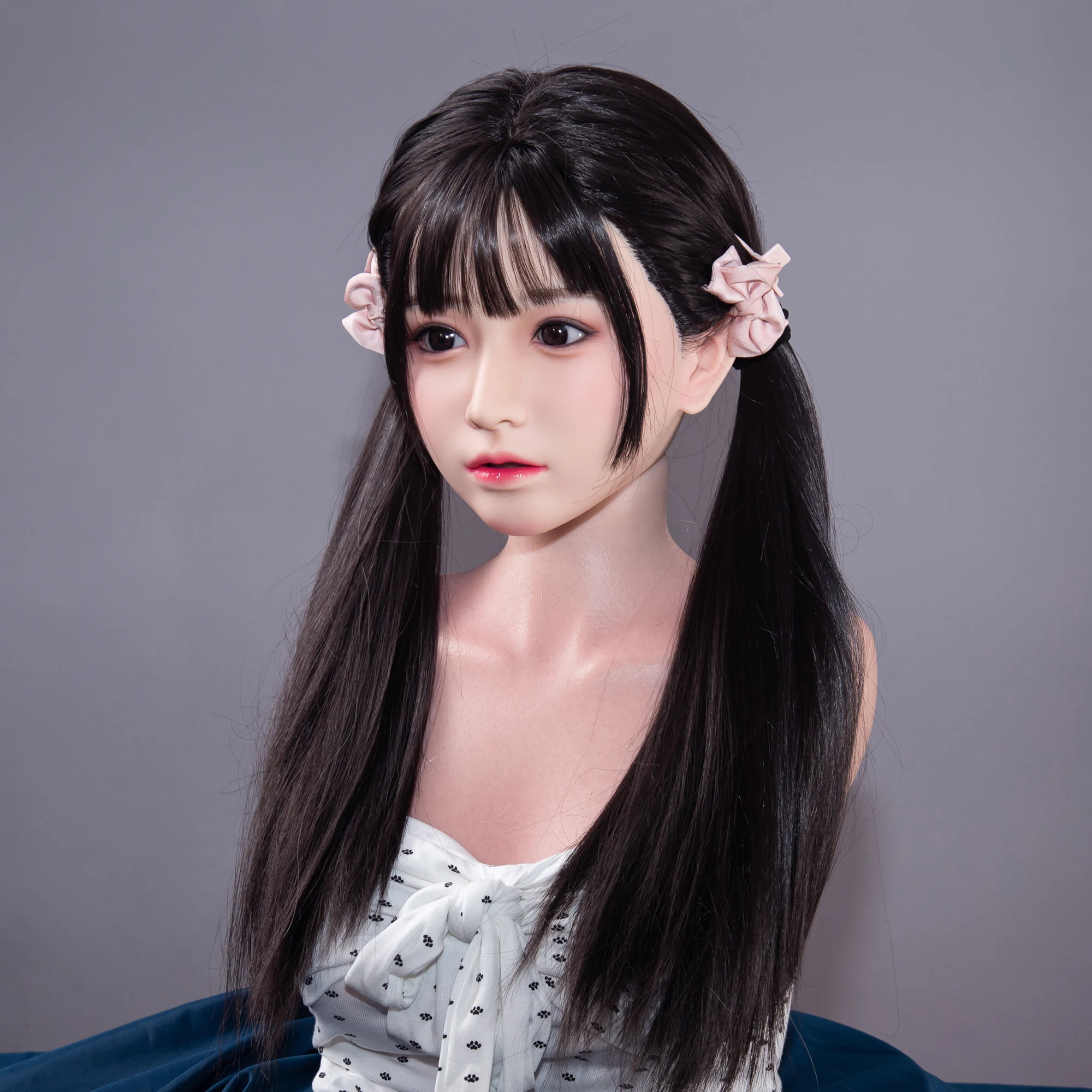 실리콘 소재로 제작된 여성 머리 모델의 1:1 복제품, 사실적인 피부 질감, 성인 남성용 장난감, 모발이 심어져 있음