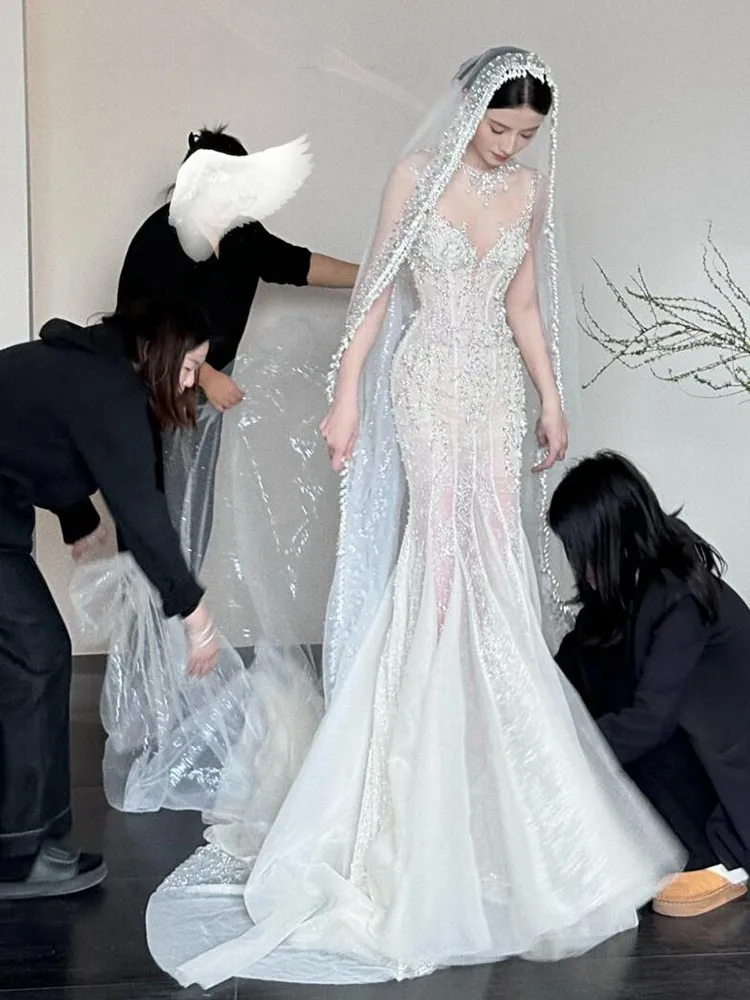 A new luxurious and high-quality dress with fishtail design for welcoming guests going out