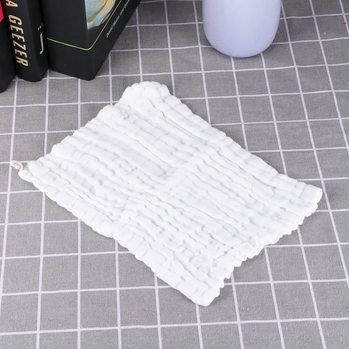 

4pcs Pure Cotton Muslin Burp Cloths 6 Layer Gauze Baby Washcloth Super Soft Absorbent Quick Dry Pre Washed For Newborn White