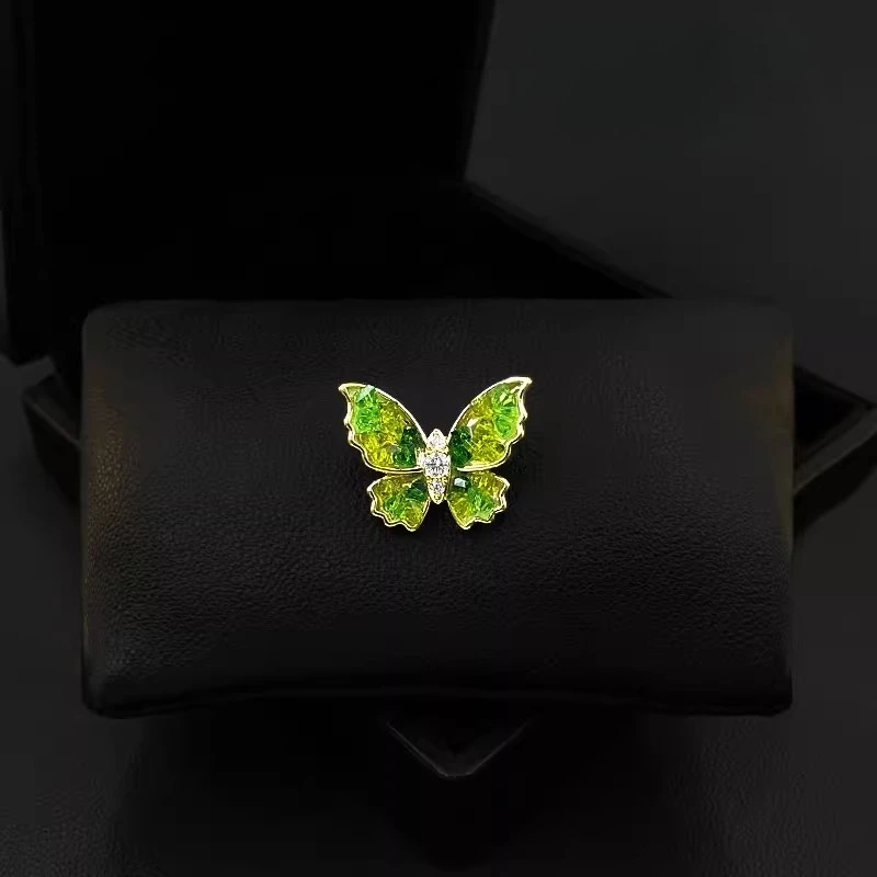 

Women's Anti Slip Brooch Green Butterfly Dream for Dress Shirt Collar Decor Prevent Wardrobe Malfunction Suit Lapel Pin 5986