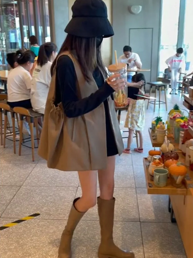 

Жилеты Жилеты Тонкие женские черные осенние регулируемые универсальные езды на велосипеде Прочные заклепки Пряжка Туристические без рукавов Стеганые