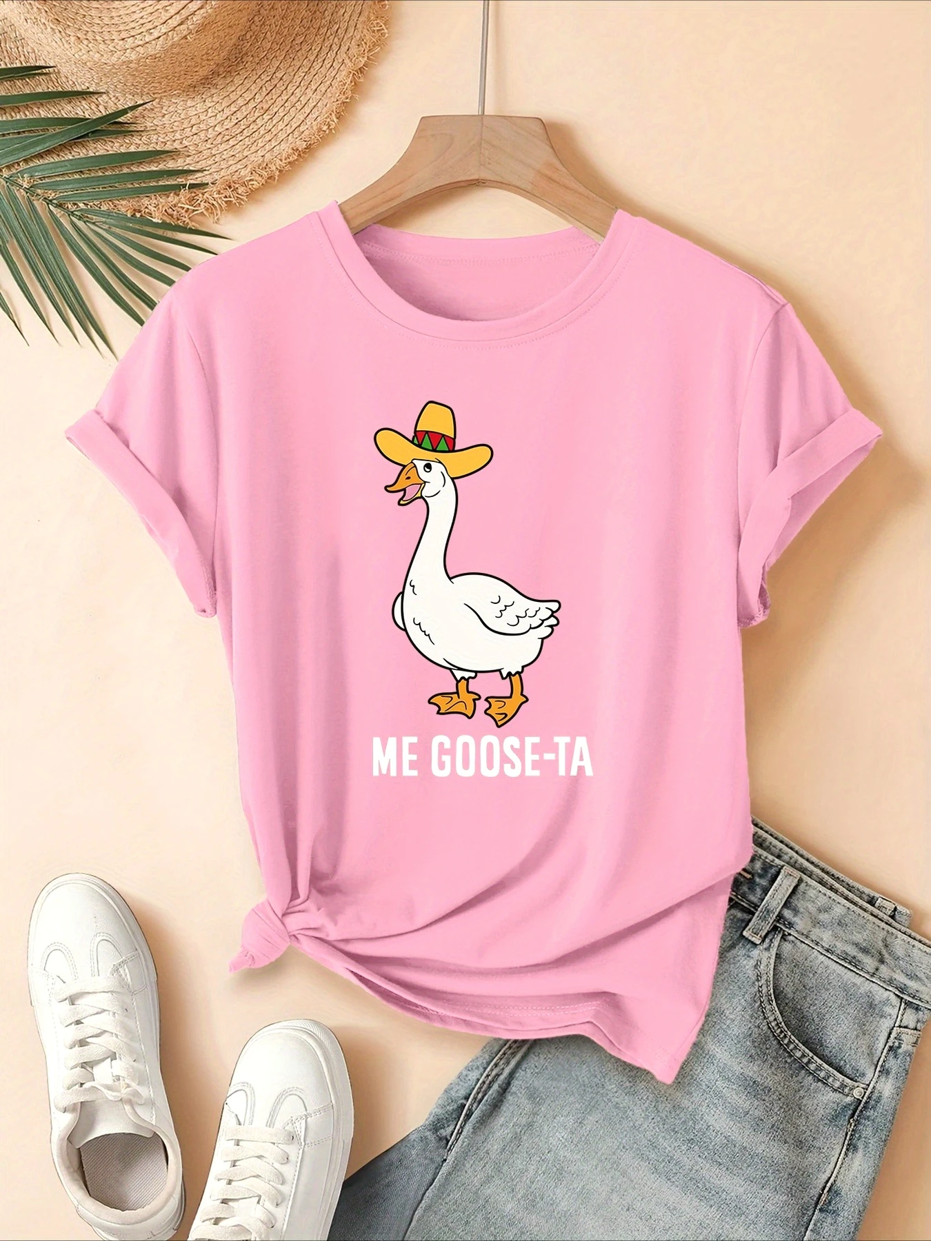 

Women's Casual Summer Tee with Playful Duck Graphic Me Goose Ta Design Print Short Sleeve Round Neck Casual Top Ladies T Shirts