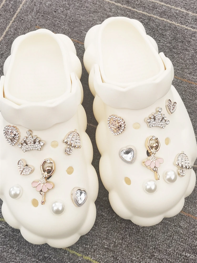 16PCS Ballett Mädchen Schuh Charms ABS Strass Schnalle Dekorationen DIY Bling Schmuck Kleine Clog Zubehör Fit Frauen Halloween geschenk – Detail 7