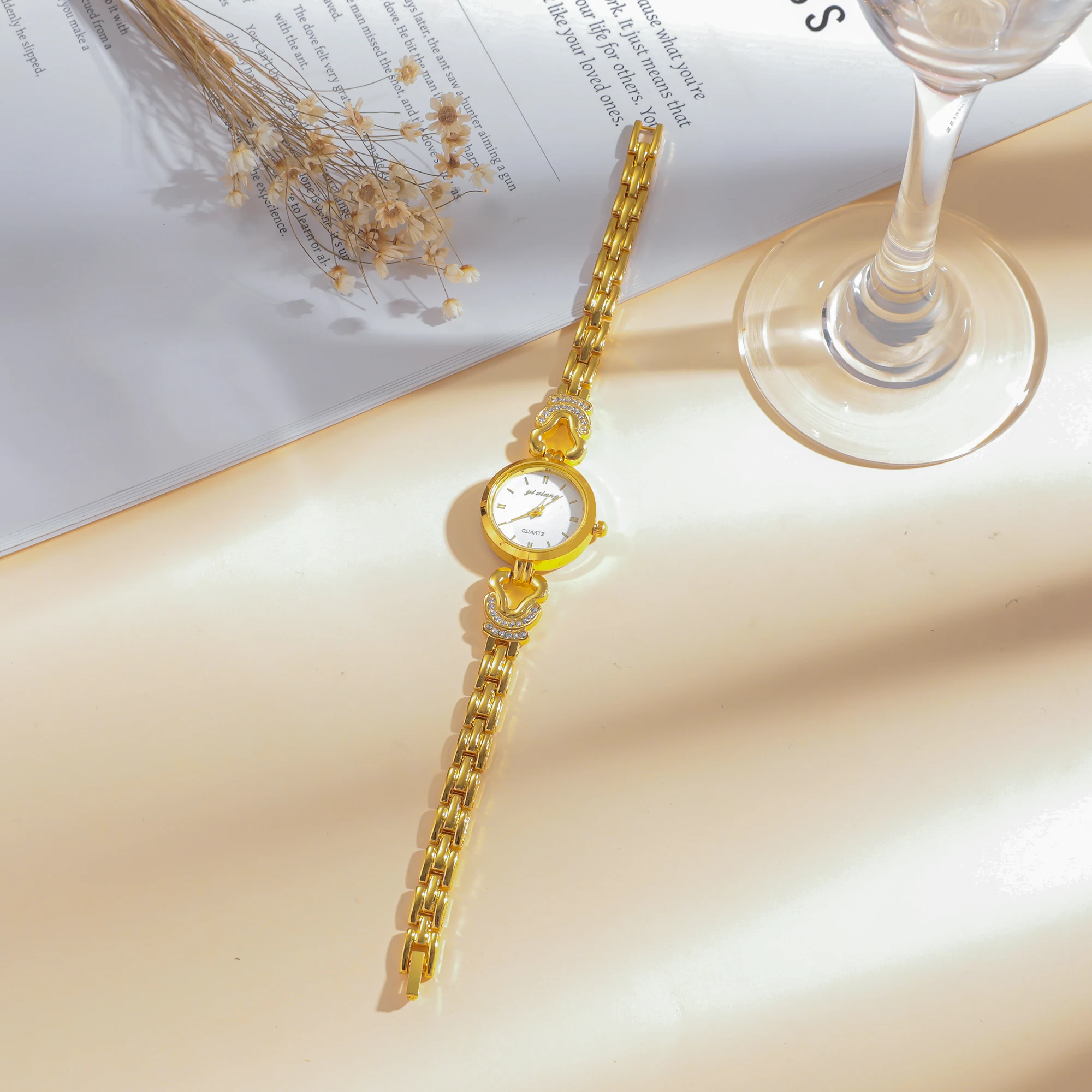 

Роскошные женские часы U-образной формы с золотым покрытием и бриллиантами, круглый белый циферблат, браслет из нержавеющей стали, модные кварцевые наручные часы для женщин, El