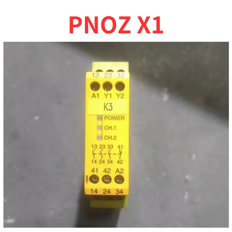 

second-hand safety relay PNOZ X1, function well Tested well and shipped quickly