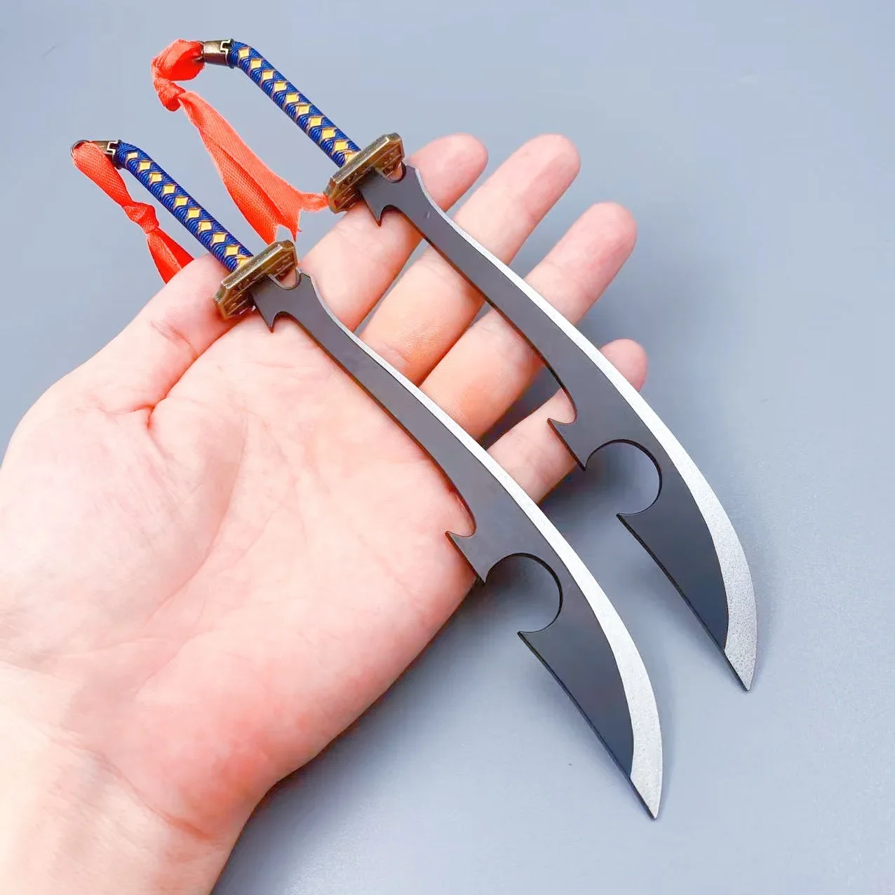 8,6 pulgadas/22 cm Demon Slayer Katana Kamado Tanjirou espada Katana japonesa Anime Ninja espada Demon Slayer cuchillo Mini sable samurái