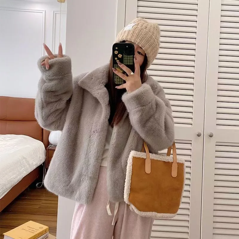 Women Fashion Stand Collar Mink Fur Top Female Long Sleeves Fox Jacket Autumn and Winter Lady Short Leather Fur Outwear