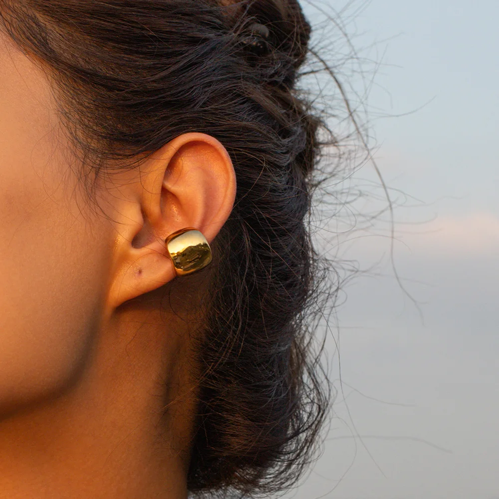 

1 Pair European and American Titanium Steel Fashion Non-pierced Smooth Ear Clips Female Stainles Steel Earring Jewelry Wholesale