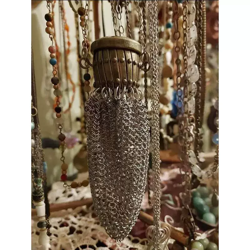 Vintage Doppel-Mesh-Metall-Münzgeldbörse, handgefertigter Aufbewahrungsbeutel im englischen Stil der 1920er Jahre mit Kette für Münzsammlungen