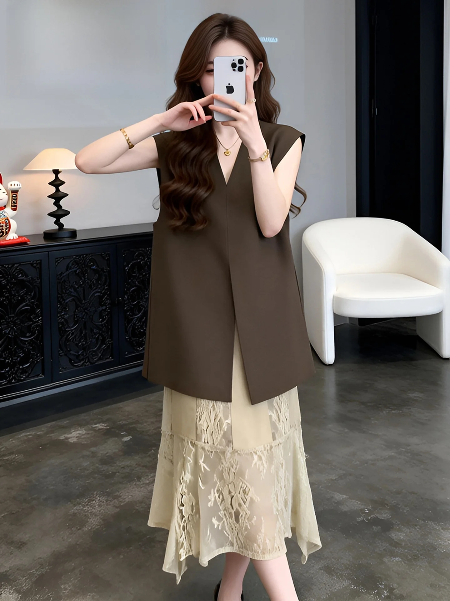 Elegant V-Neck Two-Piece Set Women's Fashion Summer Outfit Midi Skirt Tank Top Ensemble Non-Repeating High-Quality Ensemble