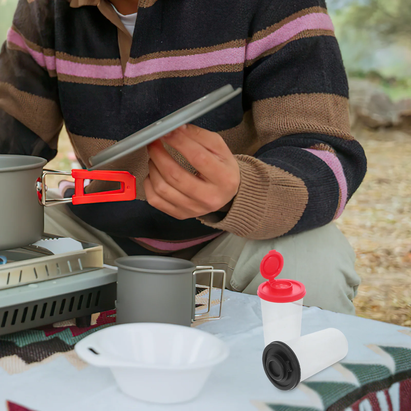 

3pcs Salt Bottle Seasoning Box Spice Bottle Kitchen Use Salt Pepper Shakers Set Condiment Jar Lightweight Plastic Seasoning