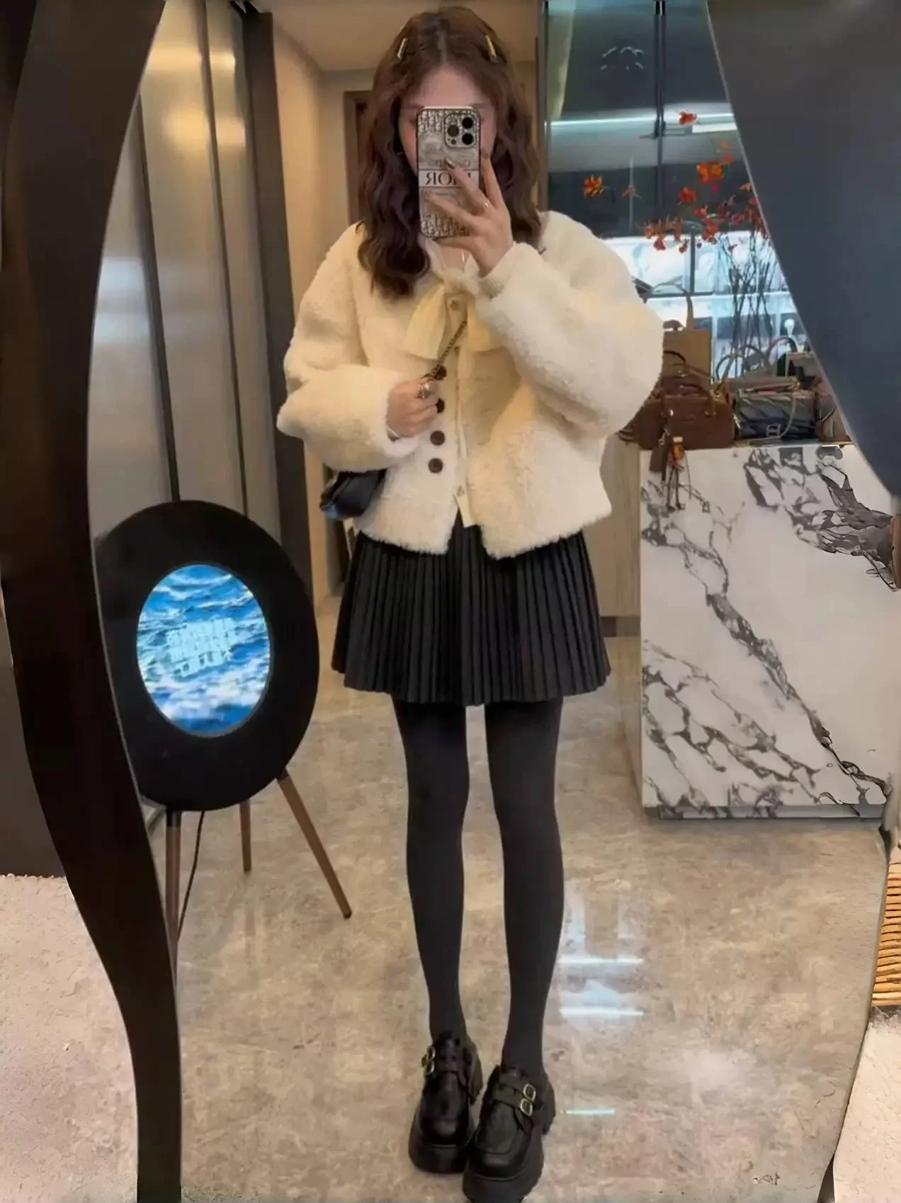 

Lamb Wool et Women Long Woman Sherpa Mid-Length Travel Girlish Protective Turn-Down Single-Breasted Cinched Waist Brown Vibe